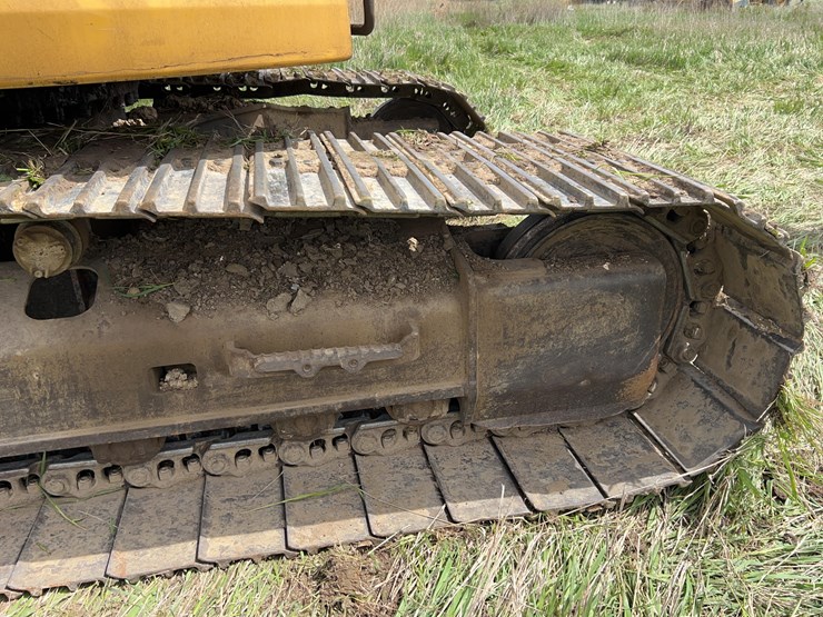 2012-caterpillar-321d-excavator-image-19
