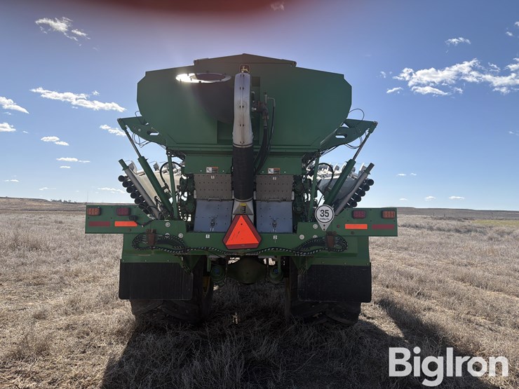 2020-john-deere-f4365-image-6