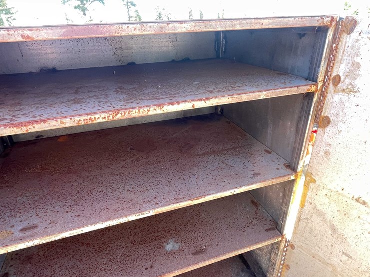 #7412-•-steel-cabinet-on-wheels-image-9