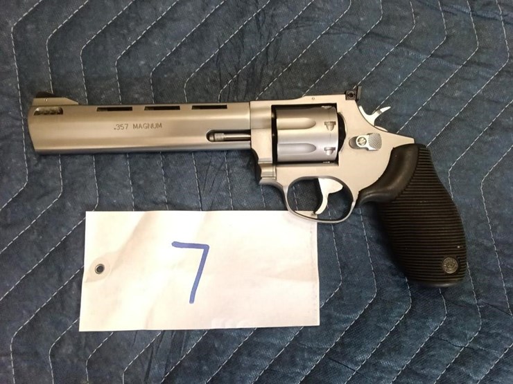 taurus-357-magnum-image-2