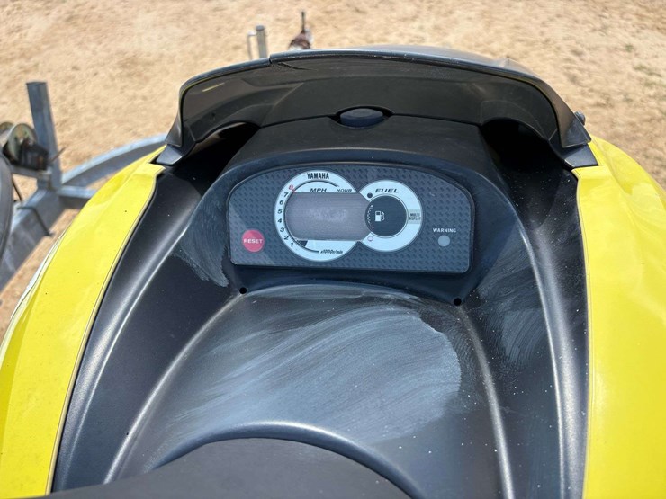 (2)-yamaha-jet-skis-&-trailer-image-28