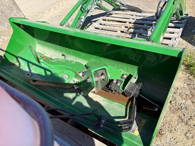 john-deere-300e-image-3