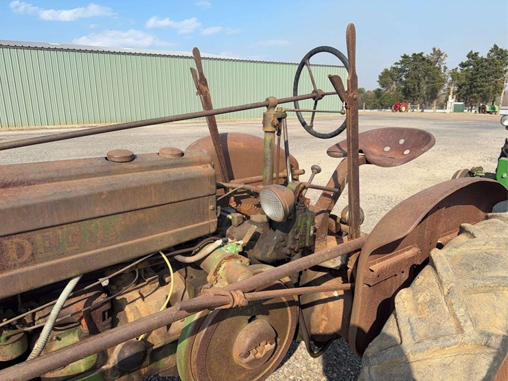 john-deere-h-image-59