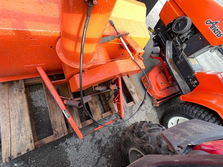 #9073-•-ariens-gt-lawn-mower-(o3)-image-28