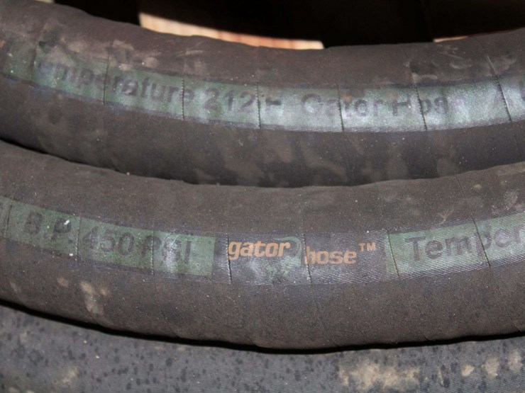 pallet-of-hoses-in-two-sizes-image-4