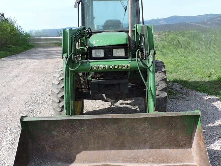 john-deere-5410-image-2