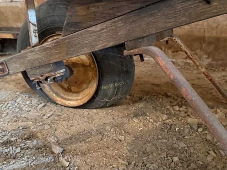 wheel-barrow-image-3