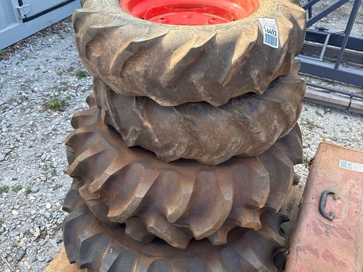 4-tractor-wheels-image-1