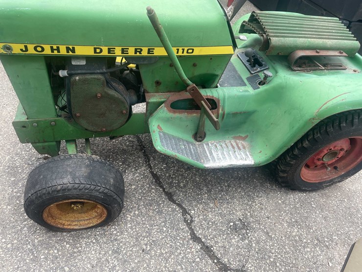 john-deere-110-image-41