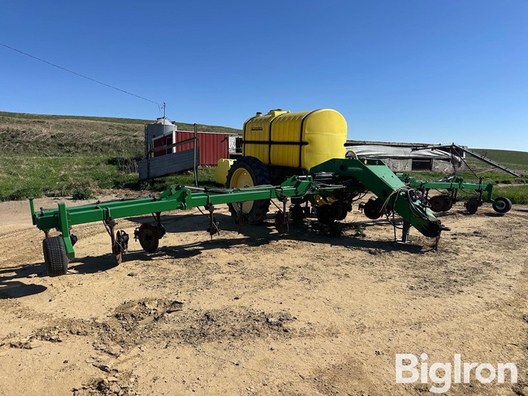john-deere-2630-image-3