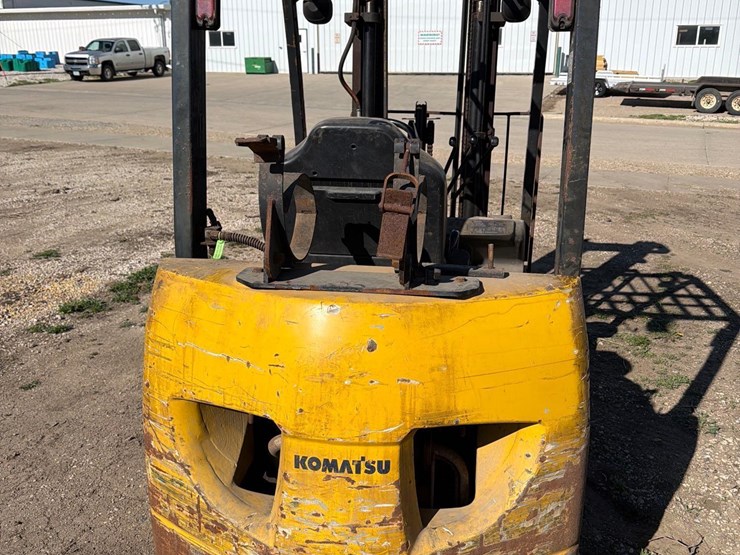 2007-komatsu-fg25st-propane-forklift-image-14