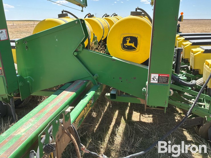 john-deere-1770-image-14