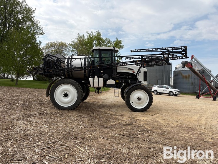 2005-agco-7650-image-4