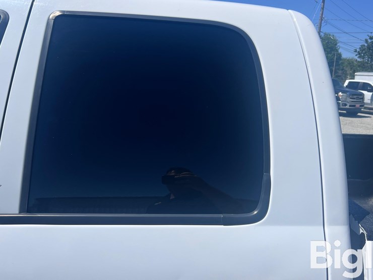 2003-dodge-ram-2500-image-14