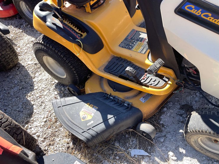 #6960-•-cub-cadet-ltx-riding-lawn-mower-image-18
