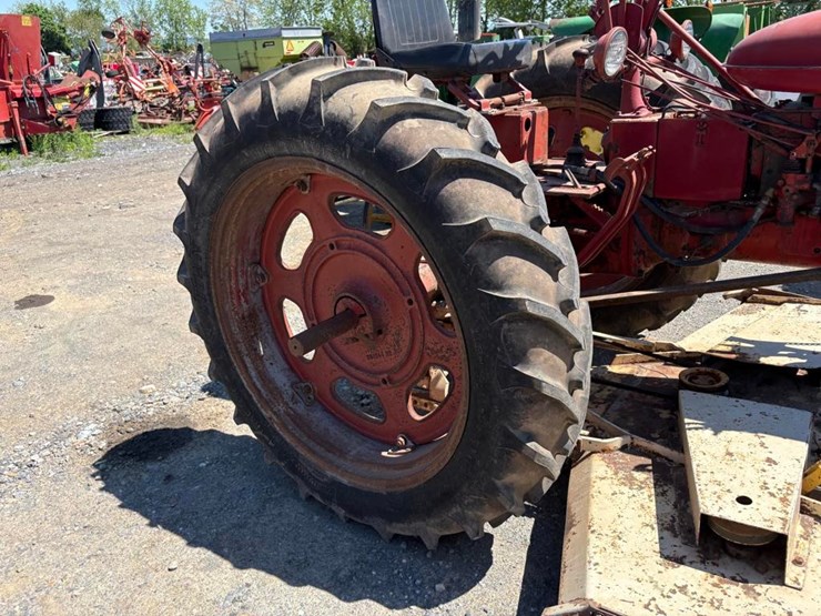 farmall-super-c-tractor-image-4