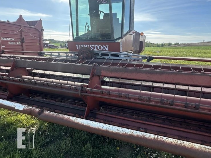 hesston-6650-image-18