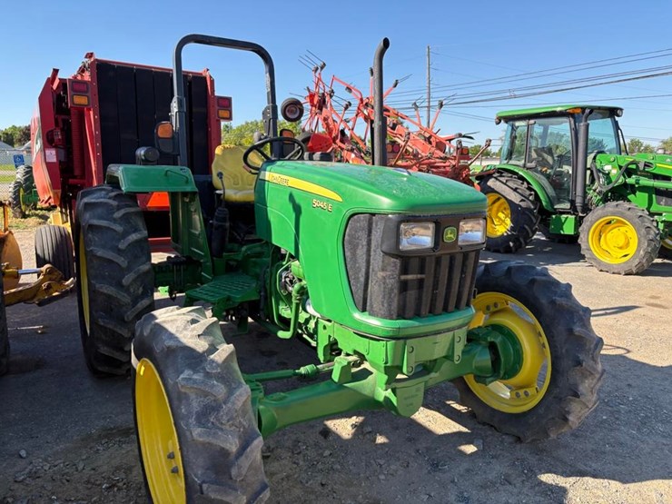 john-deere-5045e-image-5