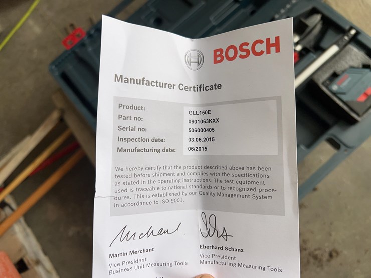 bosch-professional-exterior-gll150e-laser-kit-image-5