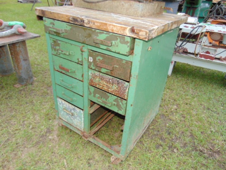 burke-horizontal-milling-machine-on-work-station-image-3