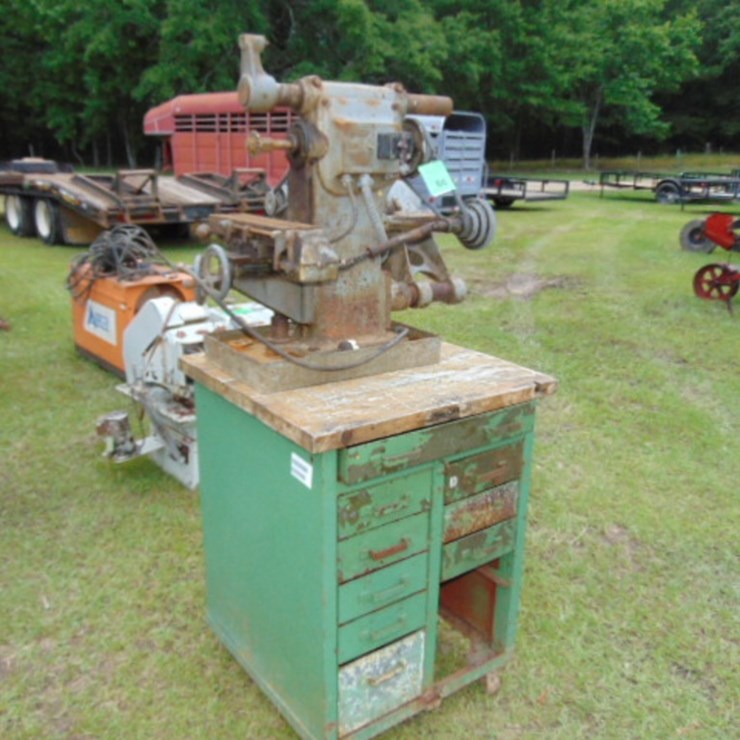 BURKE HORIZONTAL MILLING MACHINE ON WORK STATION