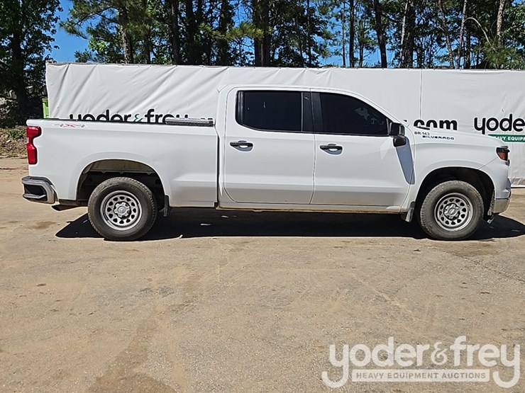 2022-chevrolet-silverado-1500-image-6