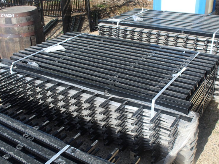#5113-•-bundle-of-100ft-wrought-iron-powder-coated-fence-image-2