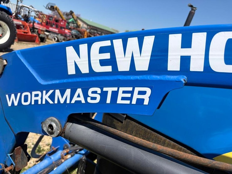 new-holland-45-image-13