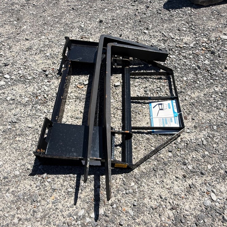 #45391 • Unused Mower King SA Skid Steer Forks