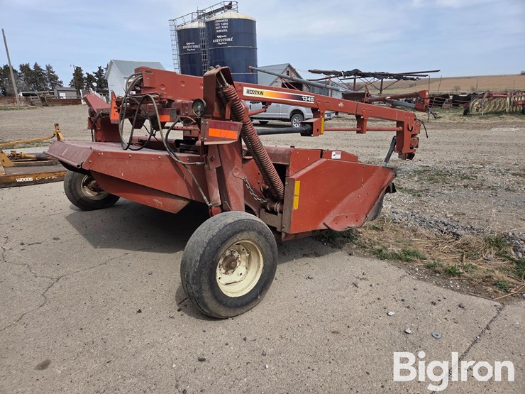 hesston-1345-image-5