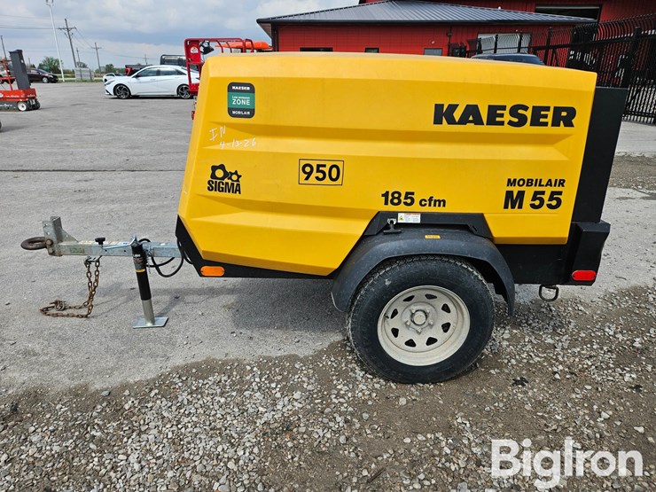 2020-massey-ferguson-730-image-8