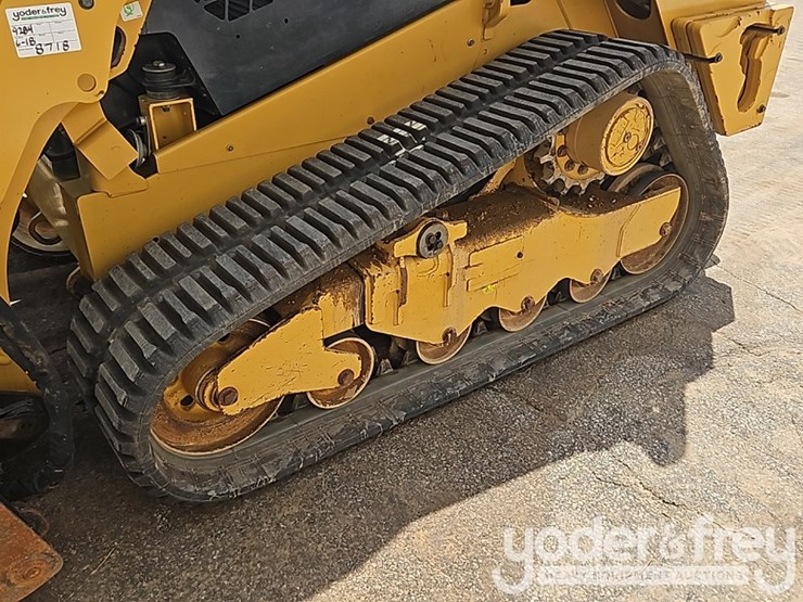 2023-caterpillar-259d3-image-14