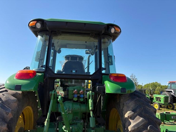 john-deere-6115d-image-12