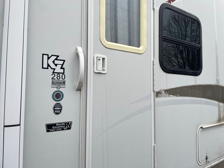 #7050-•-2010-spree-lx-superlite-camper-(has-mn-title)-image-46