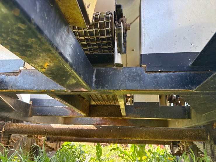 tyler-10-ton-fertilizer-spreader-image-35