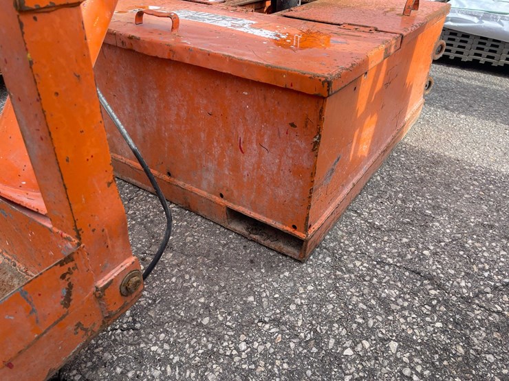 #9000-•-forklift-aerial-lift-bucket-(o7)-image-21