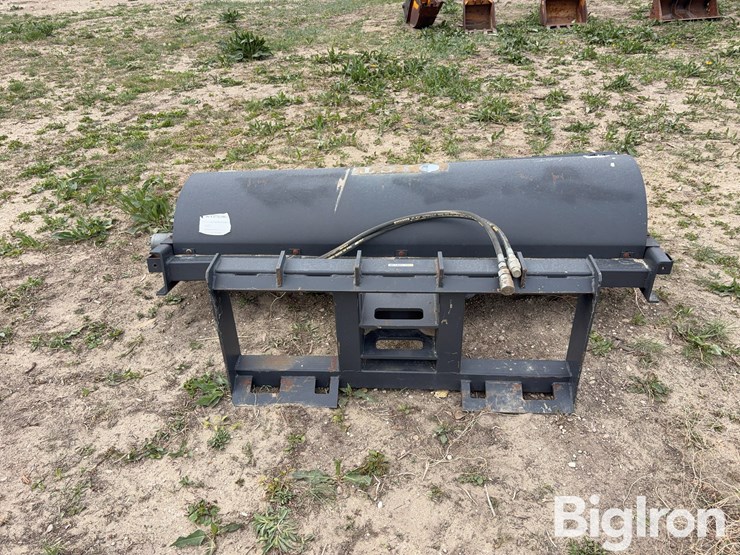 jct-rotary-broom-skid-steer-attachment-image-6
