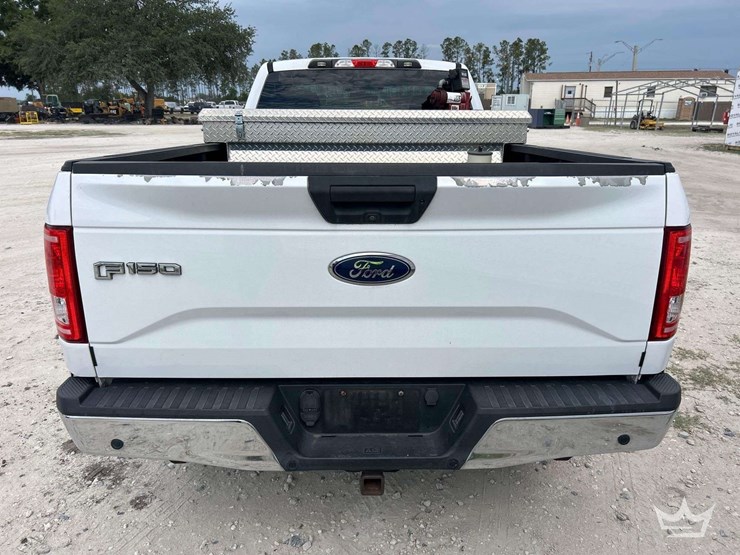 2017-ford-f150-image-12