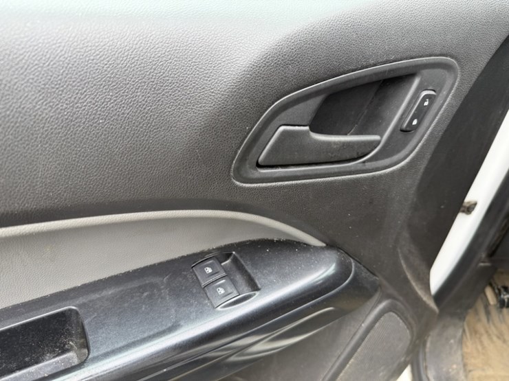 2016-chevrolet-colorado-image-21