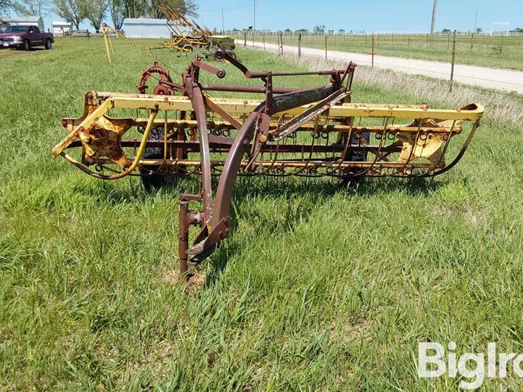 new-holland-56-image-2