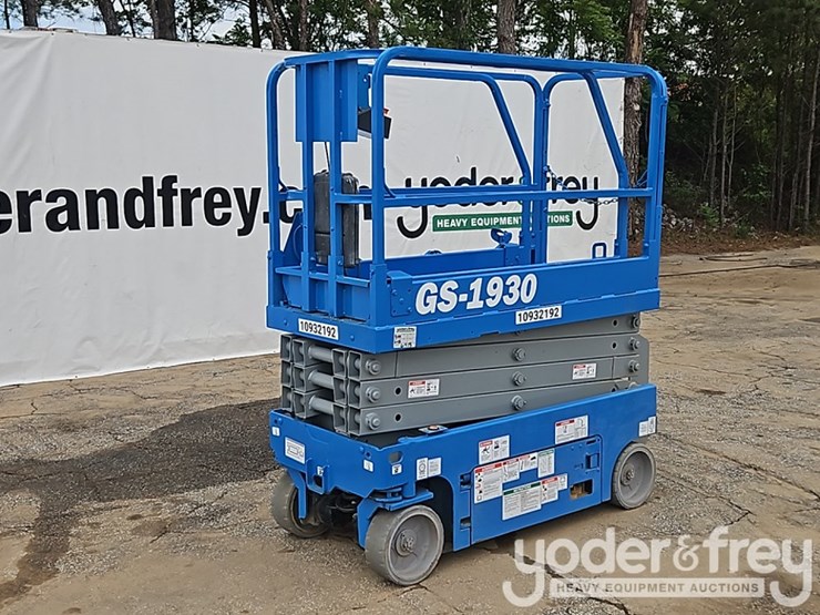 2019-genie-gs1930-image-1