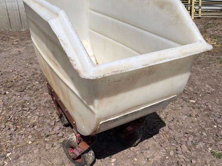 feed-cart-image-3