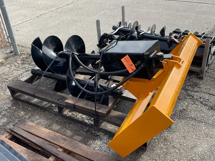 #9033-•-unused-gayi-skid-steer-post-hole-auger-with-(3)-bits-(o12)-image-3