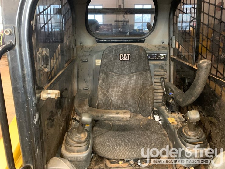 2019-caterpillar-259d-image-4