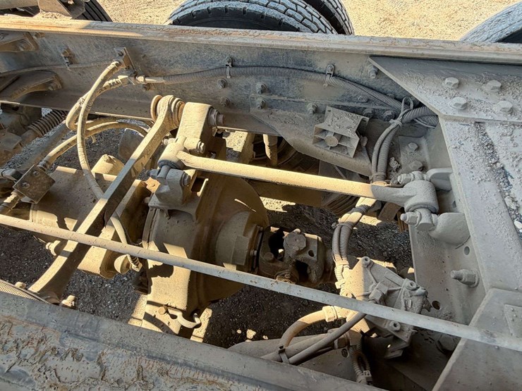 2016-kenworth-t880-image-14