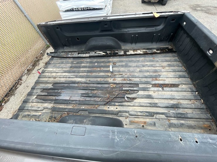 #9072-•-08-12-gmc-dually-box-(o6)-image-14