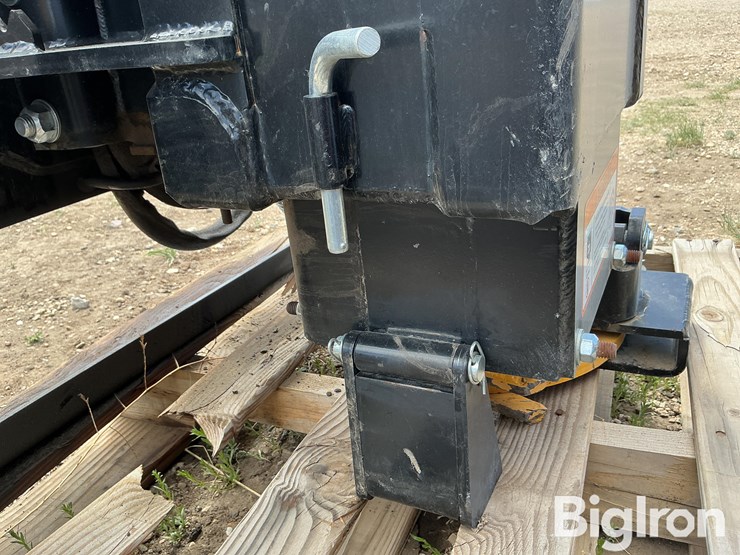 danuser-sm40-skid-steer-post-pounder-image-15