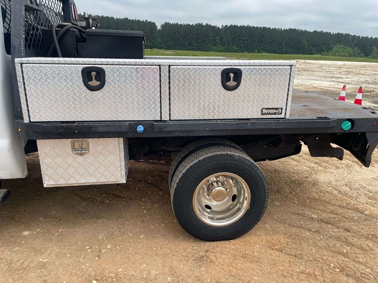 2015-ford-f350-image-15