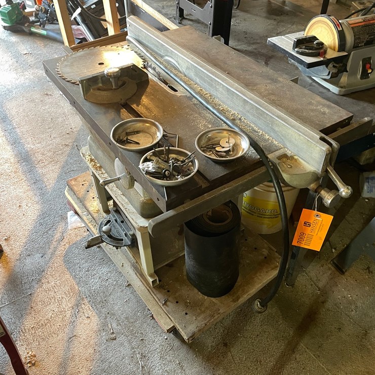 #7009 • Craftsman Tilting Arbor Table Saw