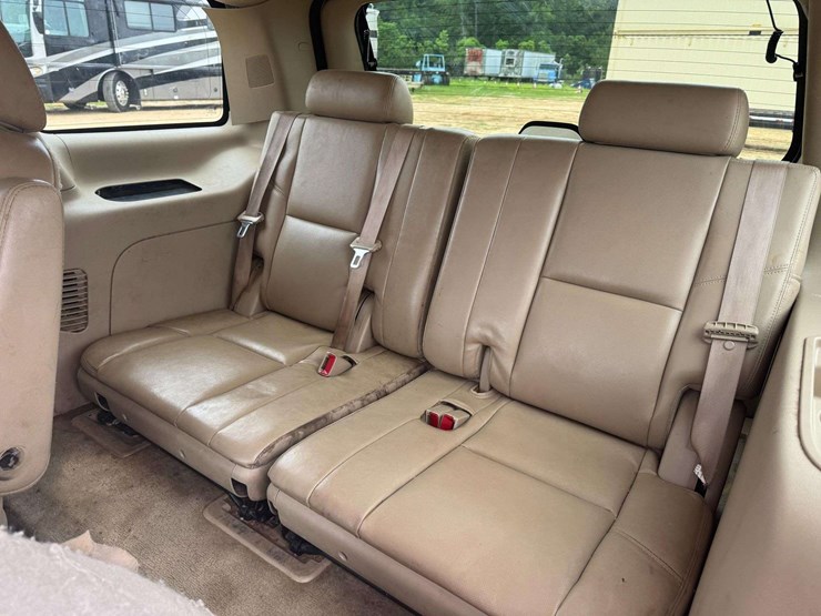 2011-gmc-yukon-image-17